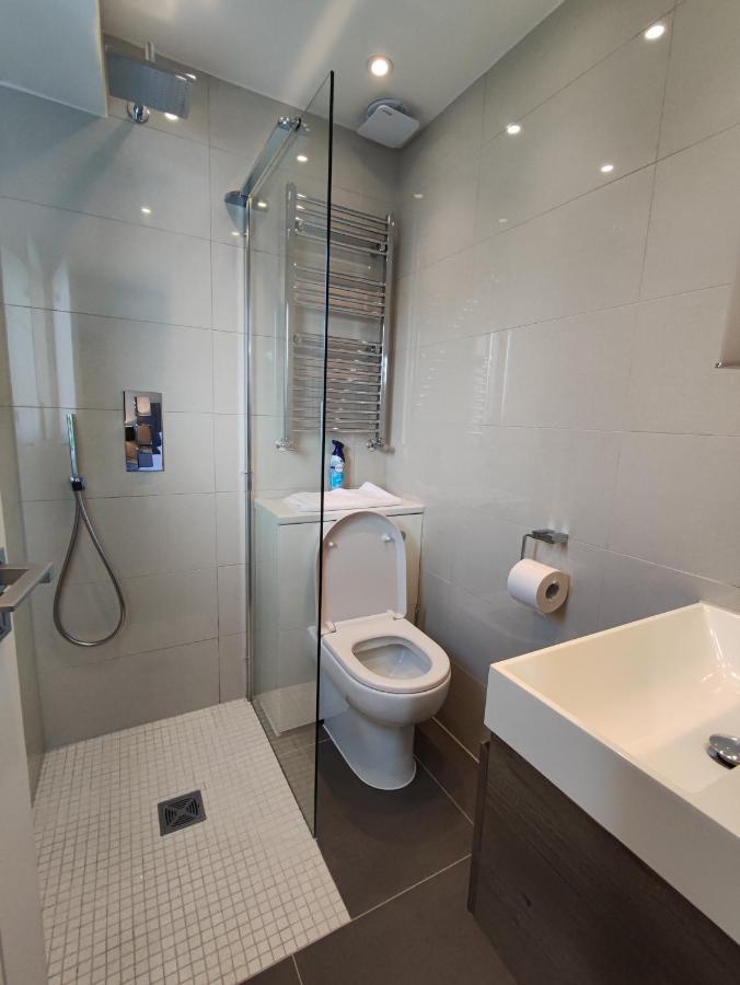 Modern 2 Bedroom Flat With Private Outdoor Terrace Londra Exterior foto